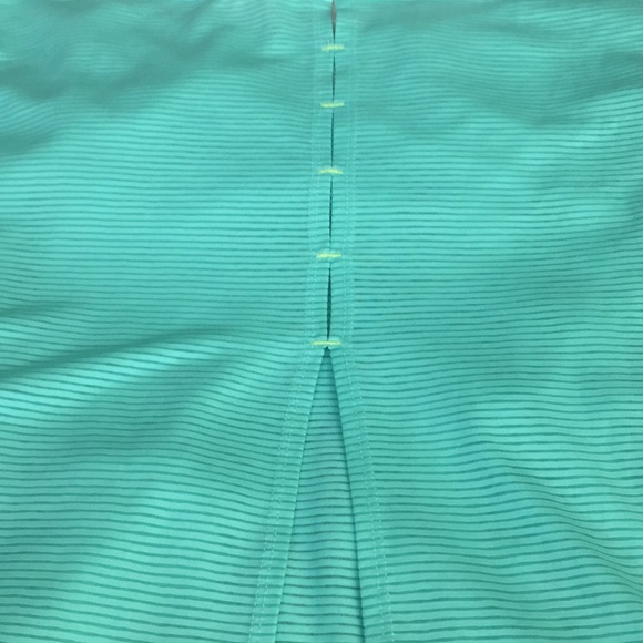 Top - Picture 4 of 4